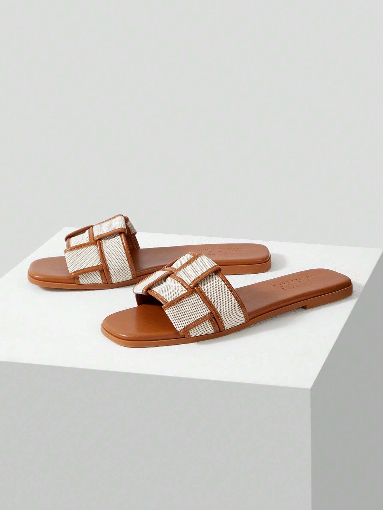 MOTF PREMIUM WOVEN DESIGN SQUARE TOE FLAT SANDALS shein