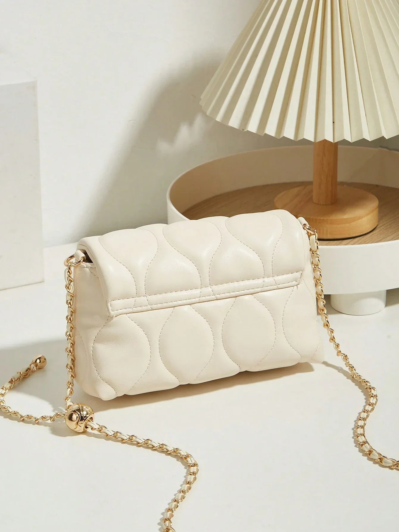 One New Vintage Retro Style Small Bag With Rhombic Chain And Lucky Beads, Versatile And Elegant Design shein
