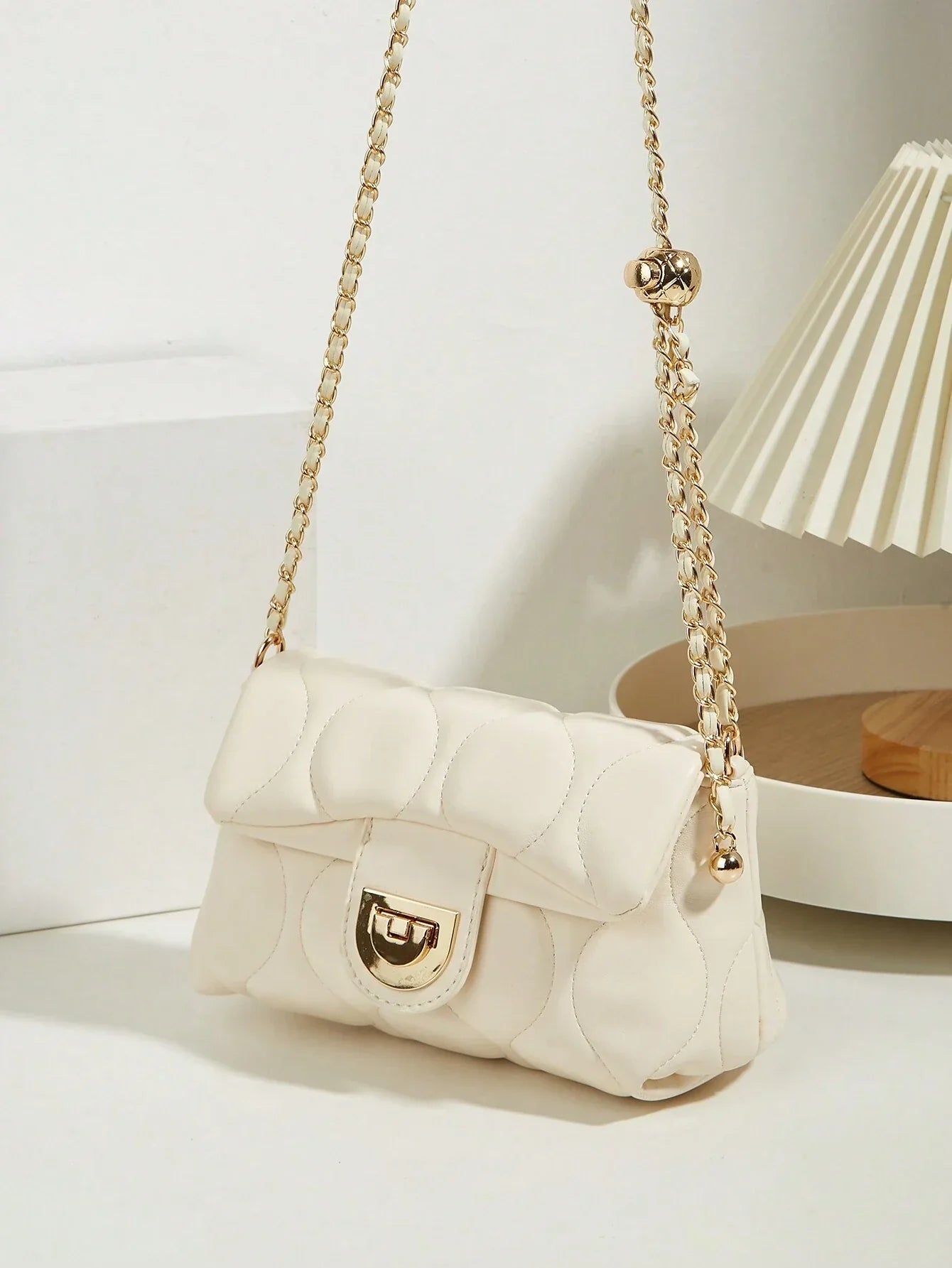 One New Vintage Retro Style Small Bag With Rhombic Chain And Lucky Beads, Versatile And Elegant Design shein