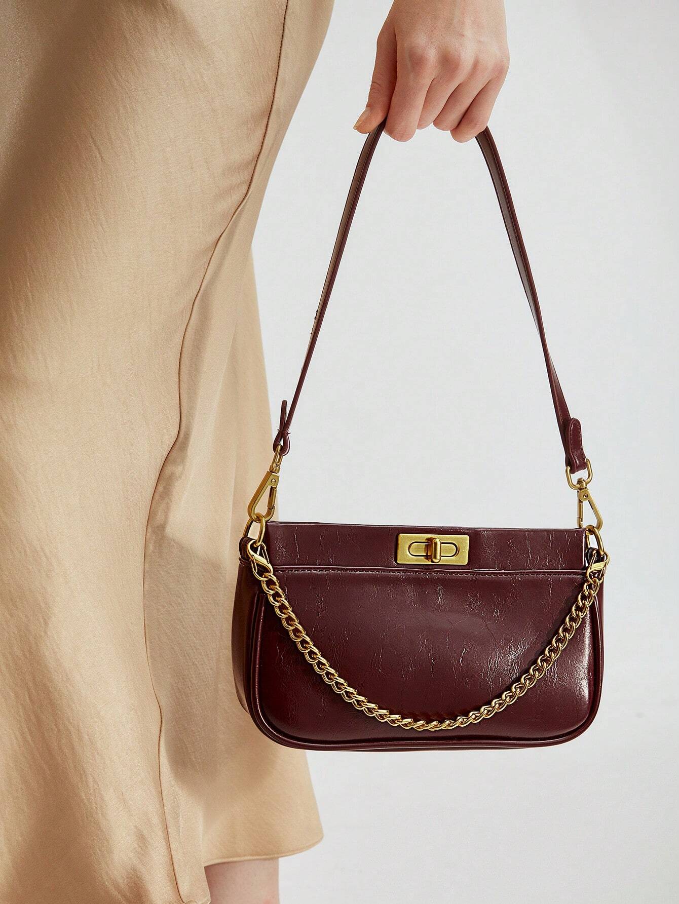 MOTF PREMIUM WOMEN'S COLOR BLOCK CHAIN SHOULDER BAG shein