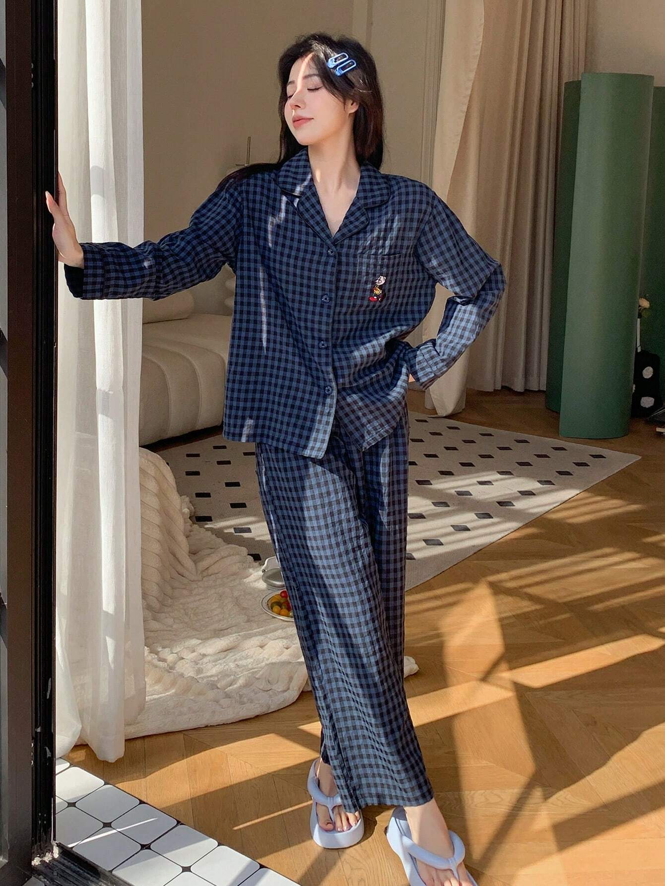 DAZY 2pcs Plaid Embroidery Pajama Set Shein