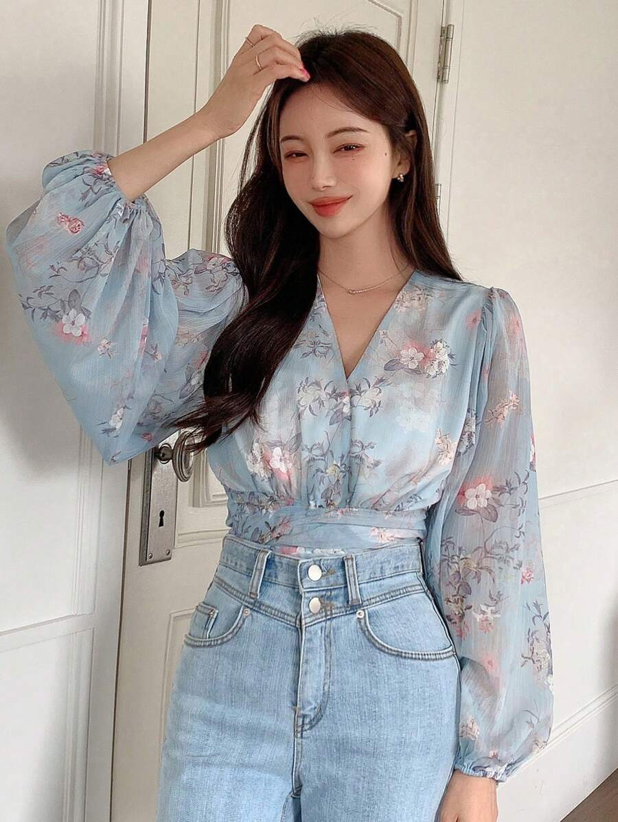 DAZY Floral Print Tie Back Lantern Sleeve Blouse shein
