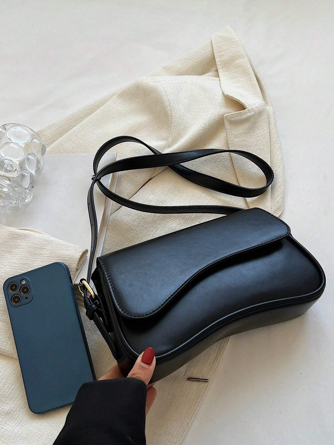 Dopamine Fashionable Women Crossbody Bag shein