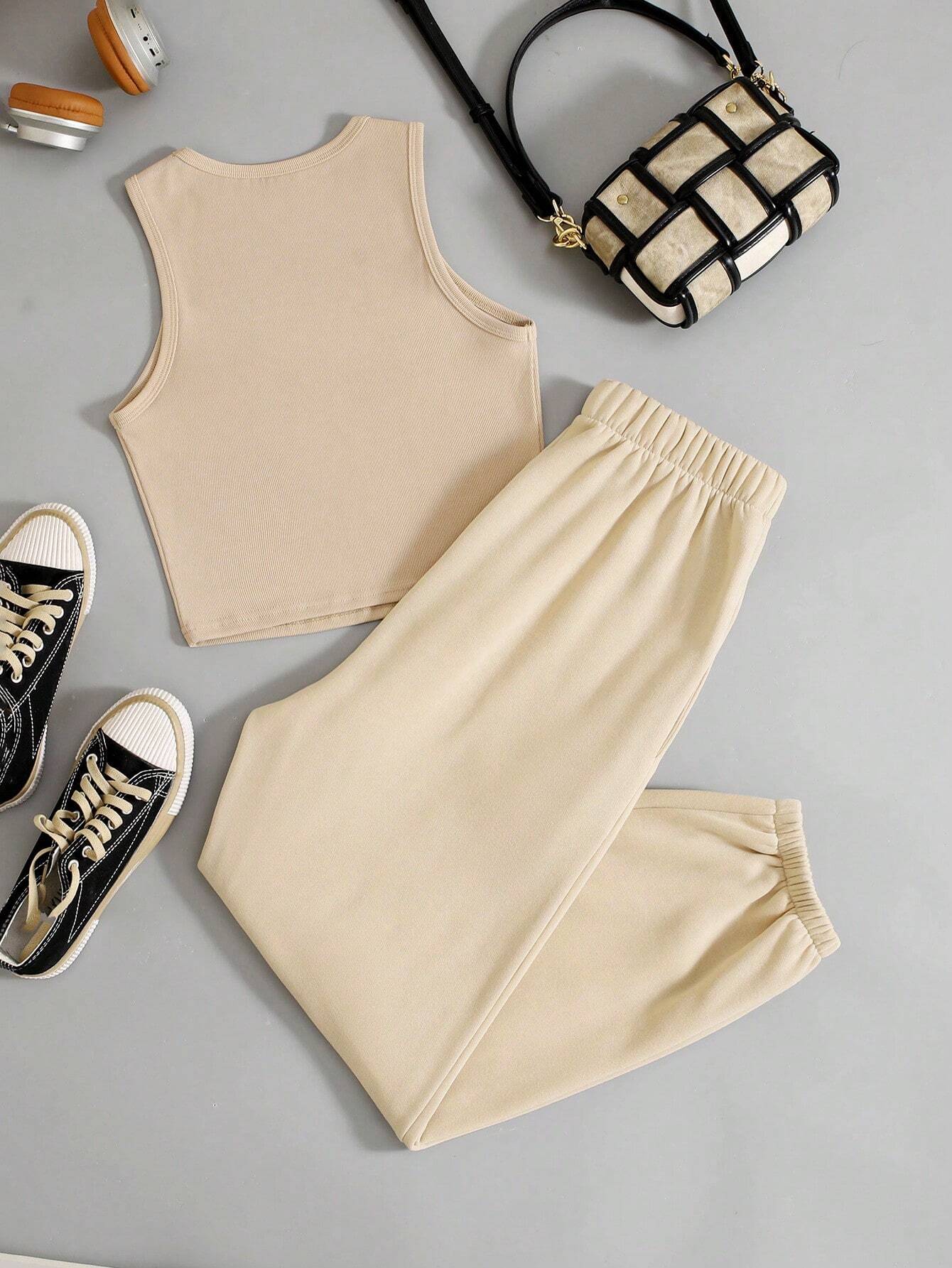 EZwear Ladies' Solid Color Vest And Letter Print Shorts Set shein