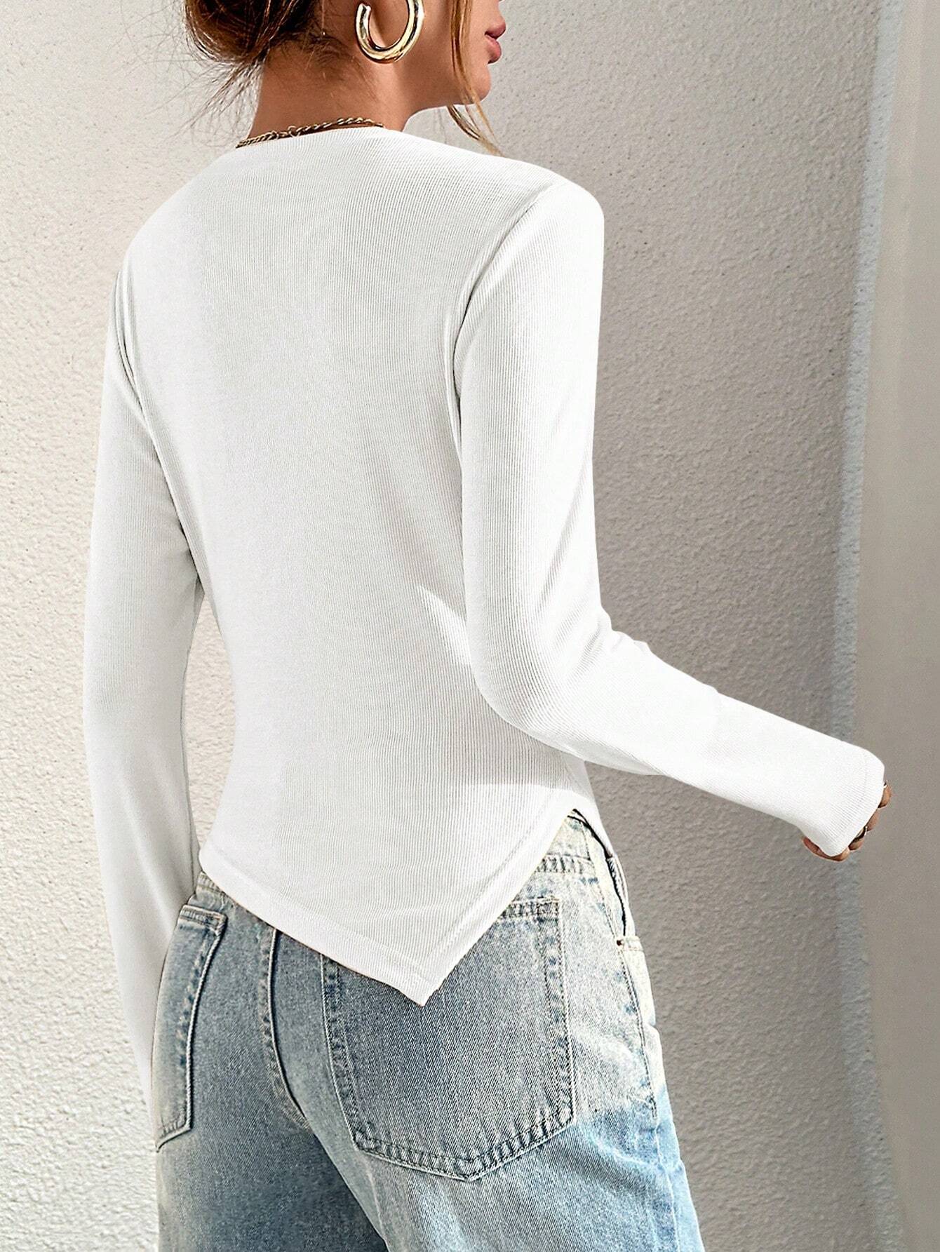 Essnce Ladies' Plain V-neck Slit Sleeve T-shirt shein