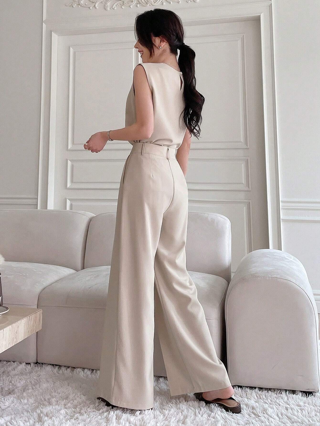 DAZY 2pcs Solid Color Round Neck Slit Sleeveless Top & Wide Leg Pants Set shein