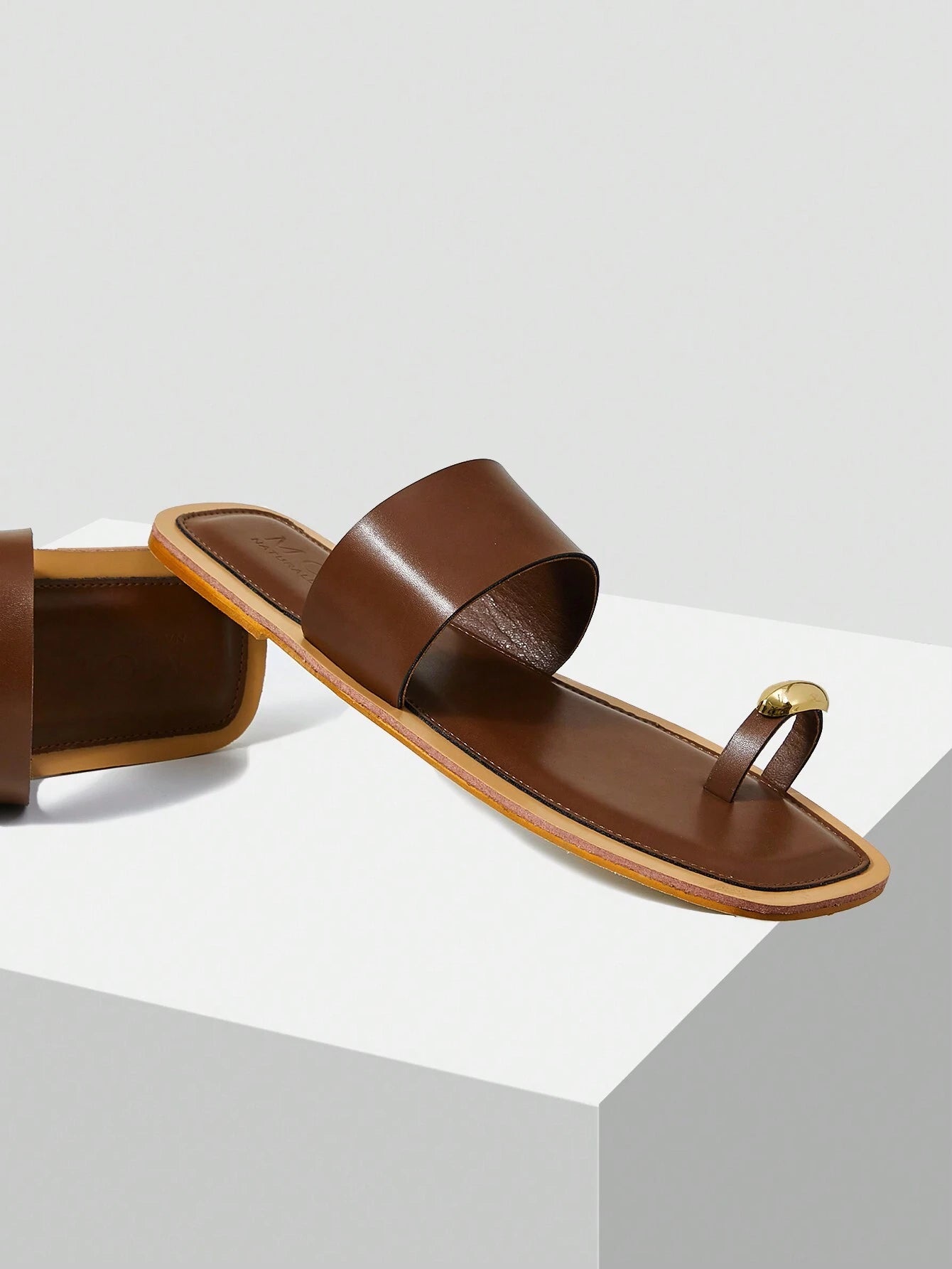 MOTF PREMIUM CASUAL COMFORTABLE SLIP-ON WOMEN'S FLAT SANDALS shein