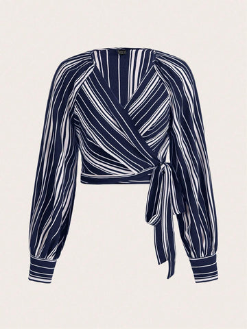 Privé Women's Striped Print Raglan Sleeve Crop Tie Front Shirt