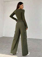 EZwear Women's Letter Print Fleece Long Sleeve T-Shirt And Cargo Pants Outfit shein