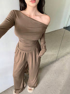 DAZY Women's Irregular Shoulder Ruched T-Shirt And Wide-Leg Pants Set shein