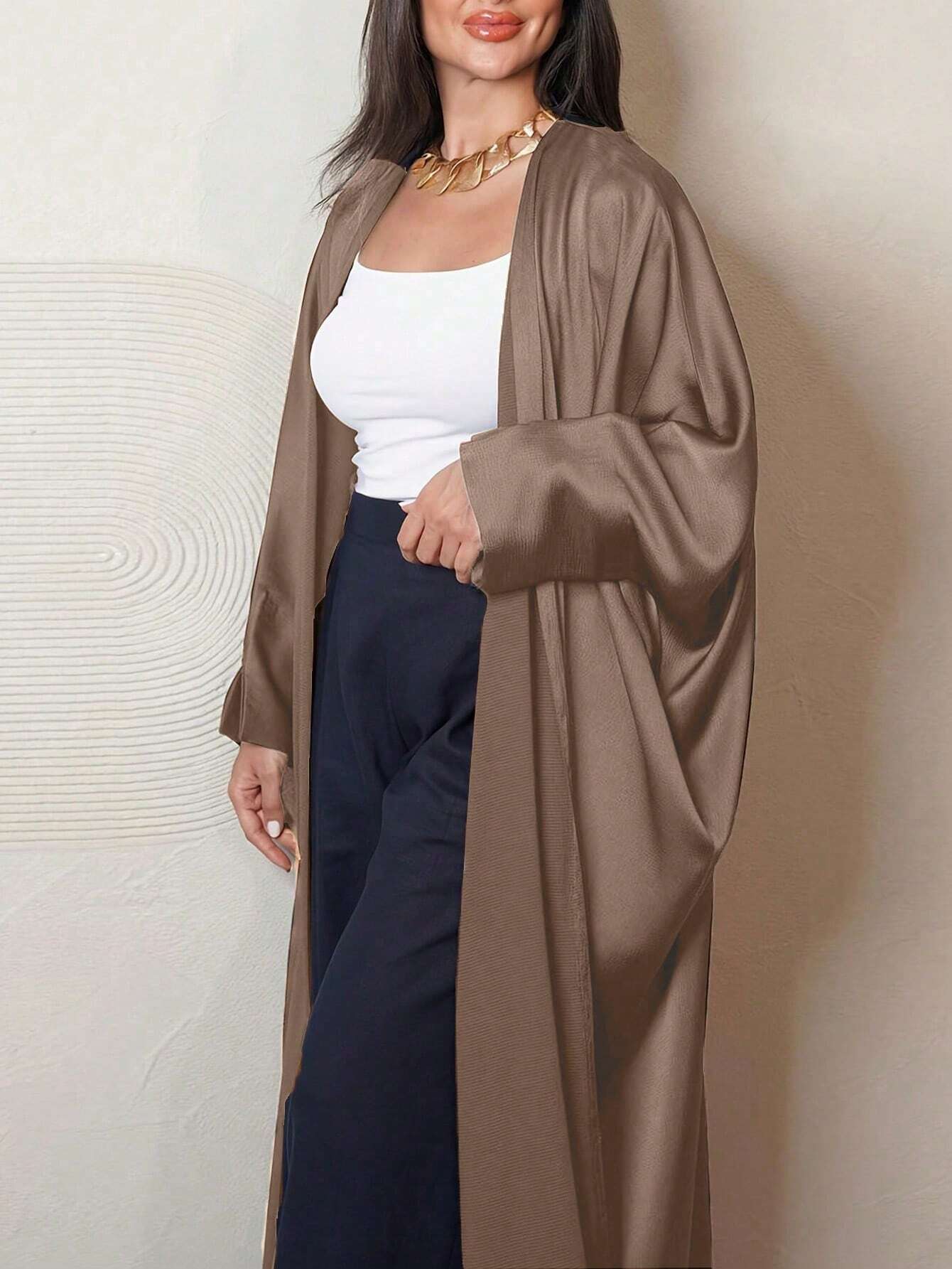 1pc Women's Elegant Shiny Liquid Satin Kimono With Batwing Sleeves shein