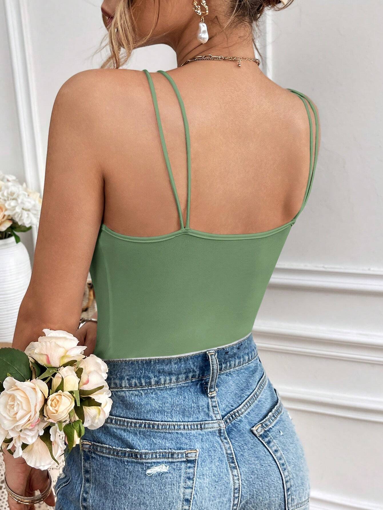 Women's Casual Versatile Solid Color Camisole With Chest Pad shein