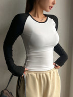 DAZY Women Color-Block Simple Casual Long Sleeve T-Shirt shein