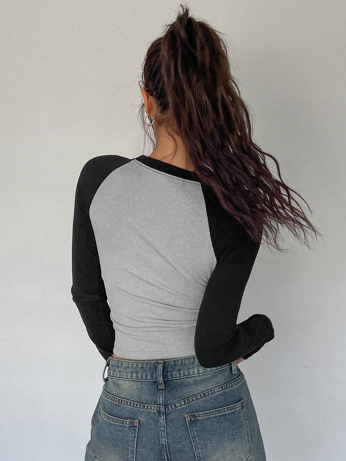 DAZY Color Block Raglan Sleeve Letter Print Round Neck Slim Fit Long Sleeve Women's T-Shirt shein