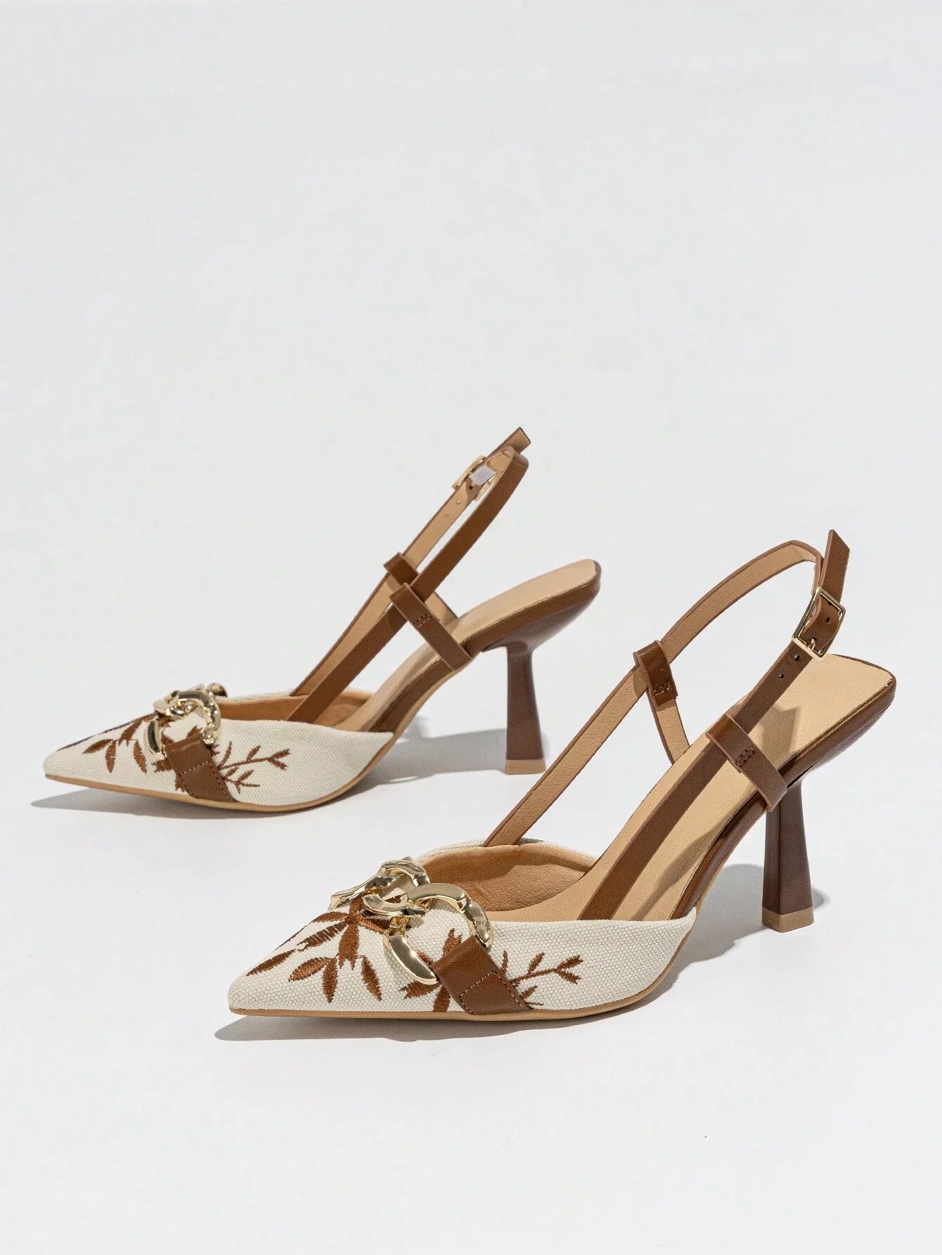 Women's Embroidery Chain Decor Pointed Toe Slip-On High Heel Sandals shein