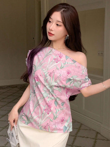 Women's Loose-Fit Blouse With All-Over Floral Print