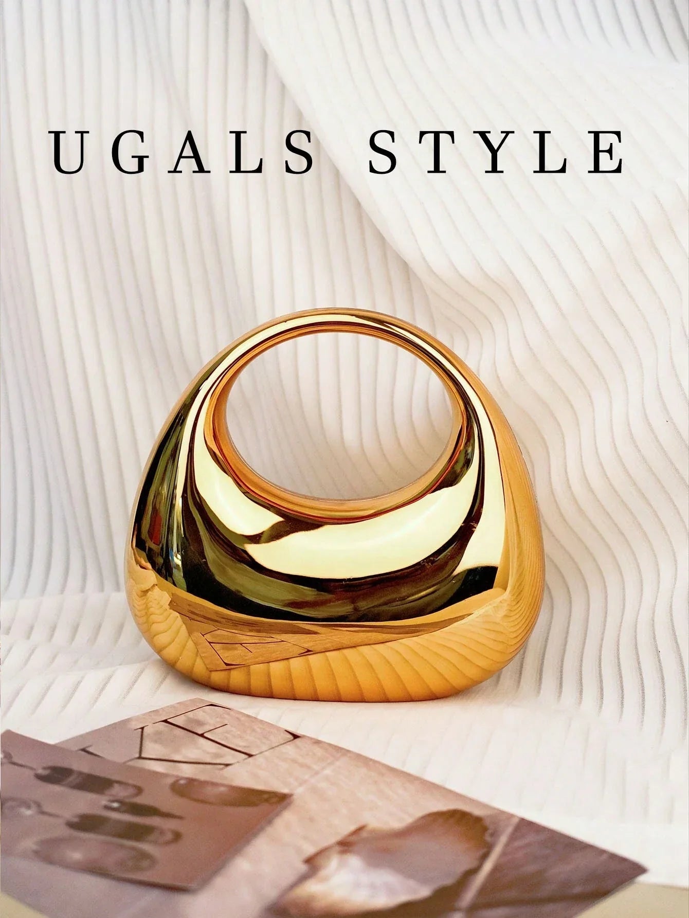 Luxury 2023 Women's Party Prom Crescent Clip Box Evening Clutch Acrylic Transparent Clutch Waterproof Crossbody Bag shein