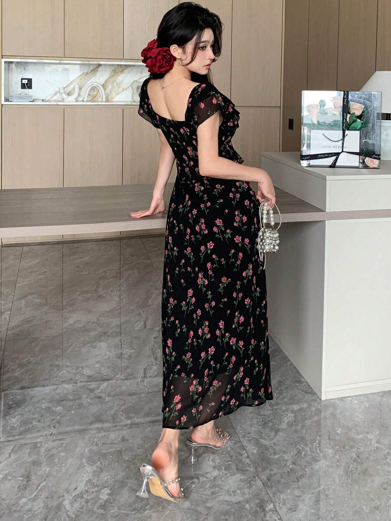 DAZY Women's Sweetheart Neck Floral Printed Dress With Ruffle Hem shein