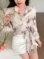 DAZY Floral Print V-Neck Wrap Tie Front Cropped Long Sleeve Shirt shein