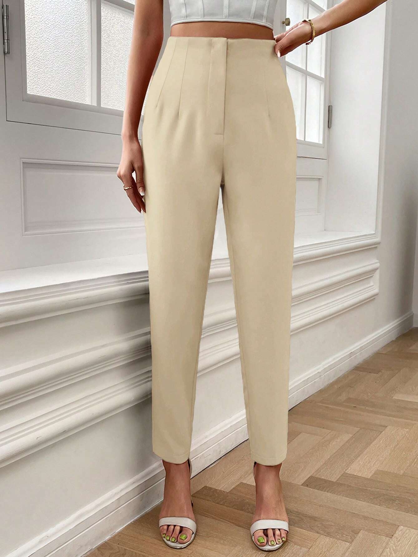 Essnce Plicated Detail Carrot Pants shein