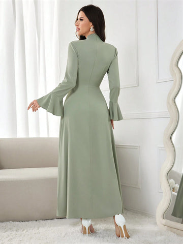 Modely Women's Elegant Solid Color Stand Collar Dress With Flared Sleeves shein