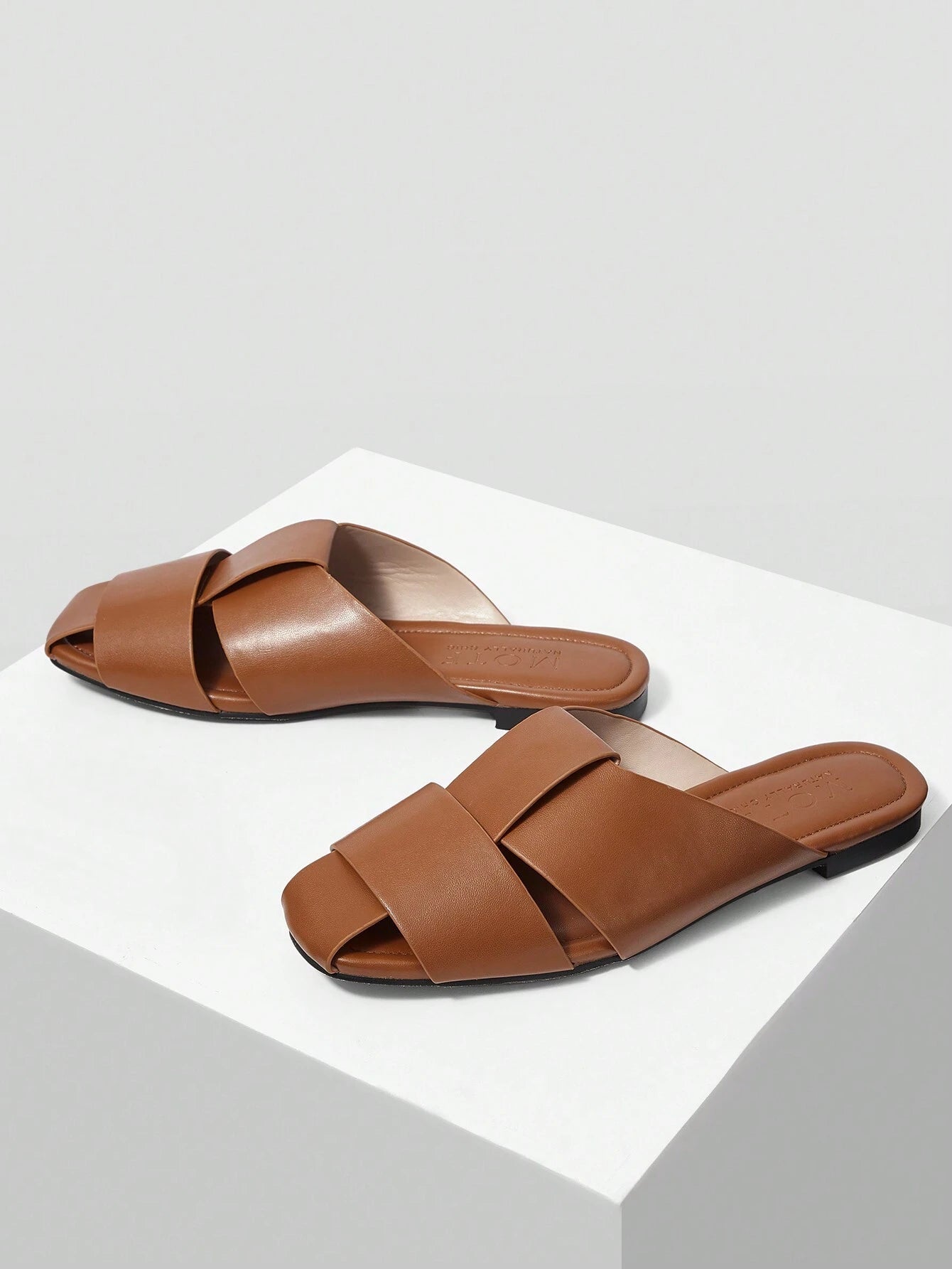 MOTF PREMIUM COMFORTABLE CASUAL FLAT SHOES shein