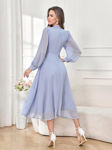 Modely Elegant Solid Color V-Neck Tie Waist Women's Dress