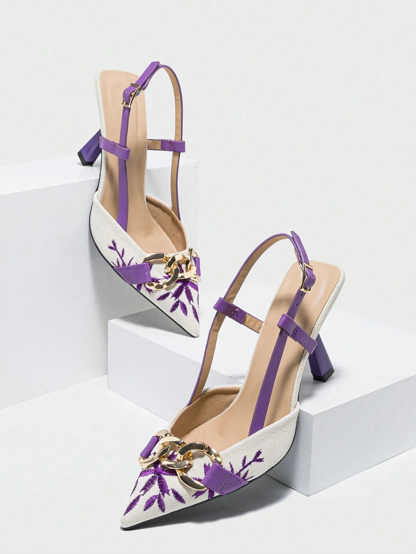 Women's Embroidery Chain Decor Pointed Toe Slip-On High Heel Sandals shein