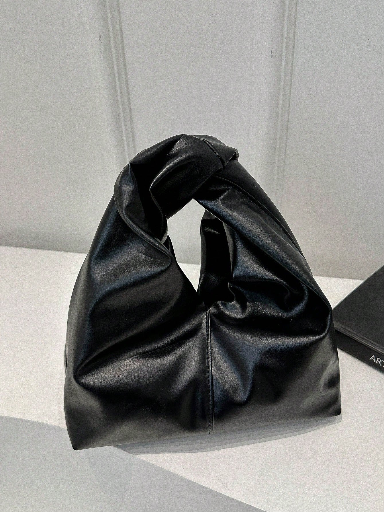 Fashionable & Versatile Solid Color New PU Shoulder Bag shein