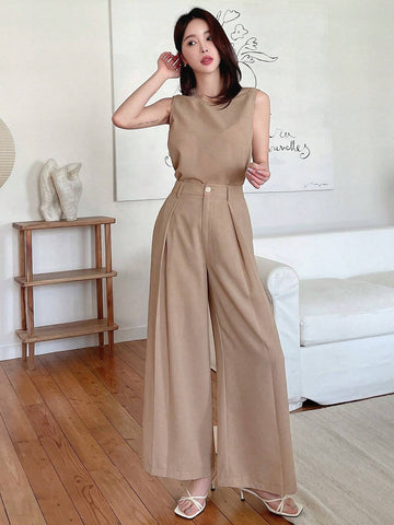 DAZY Women's Monochrome Sleeveless Top And Wide Leg Pants Set