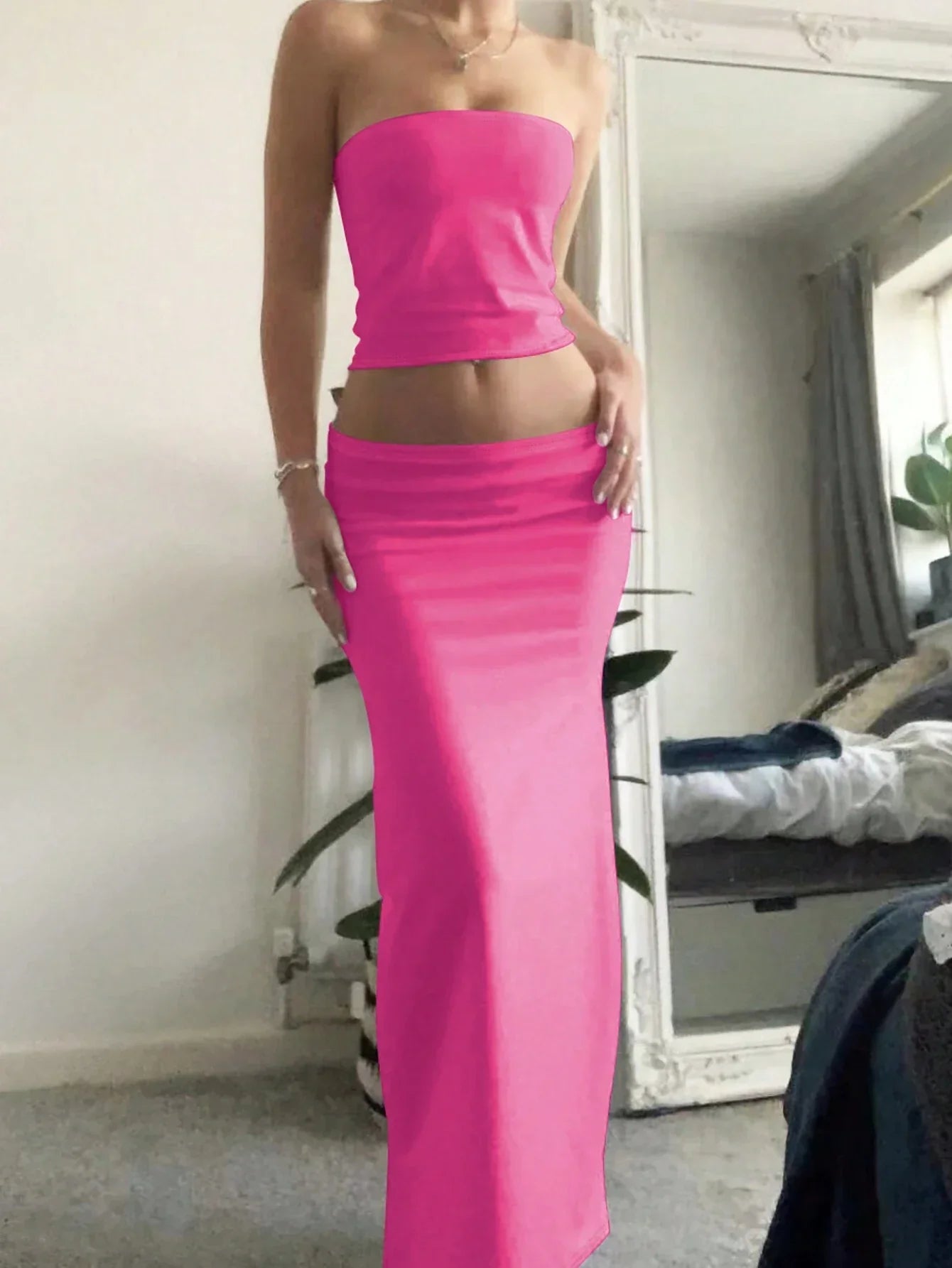 EZwear Ladies' Solid Color Simple Daily Strapless Top And Skirt shein