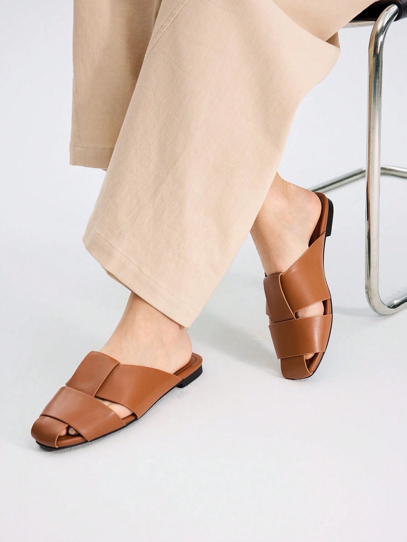 MOTF PREMIUM COMFORTABLE CASUAL FLAT SHOES shein