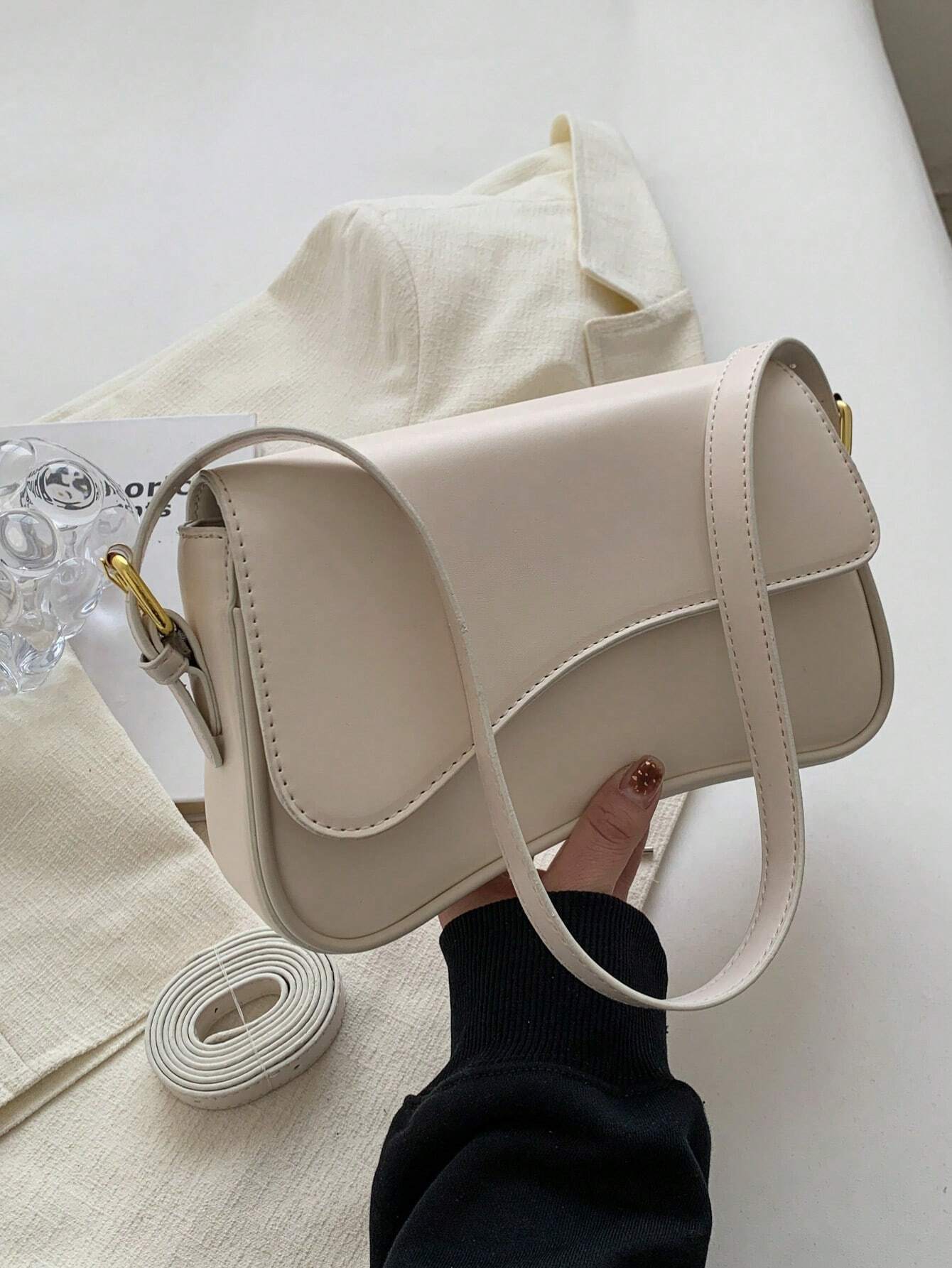 Dopamine Fashionable Women Crossbody Bag shein