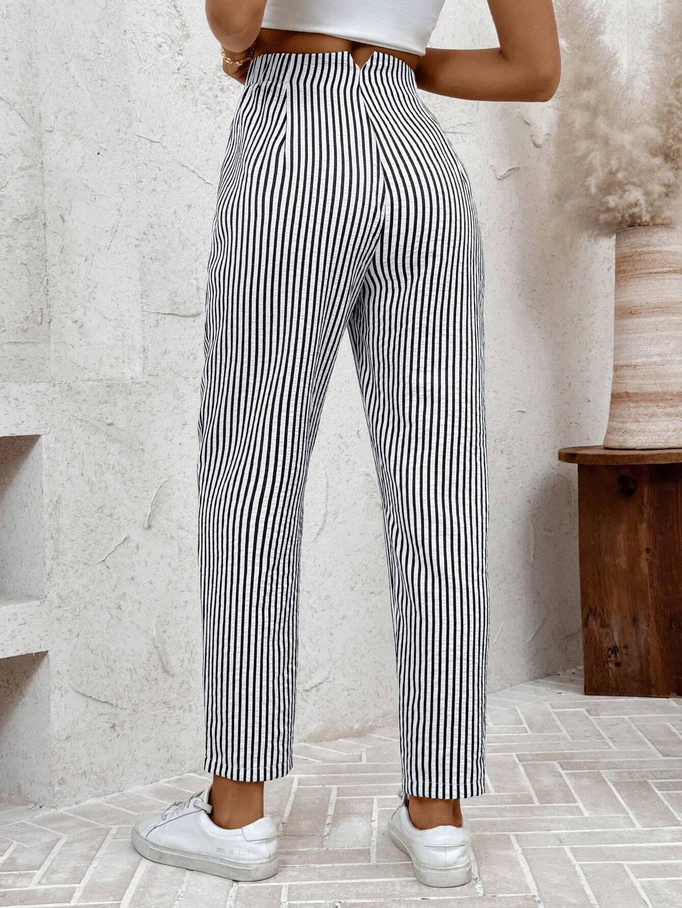 Essnce Plicated Detail Carrot Pants shein