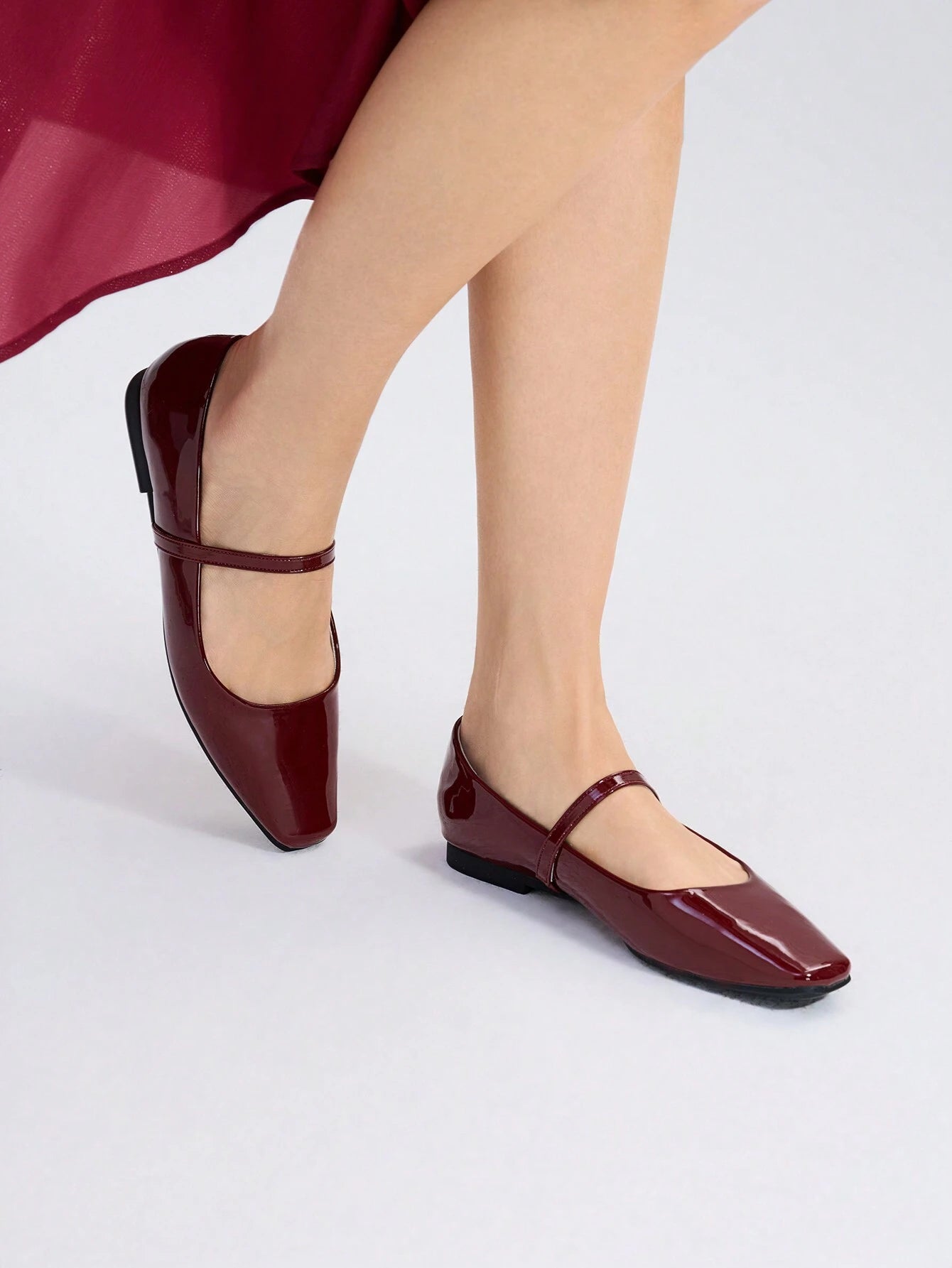 MOTF PREMIUM WOMEN COMFORTABLE SIMPLE AND VERSATILE FLAT SHOES shein