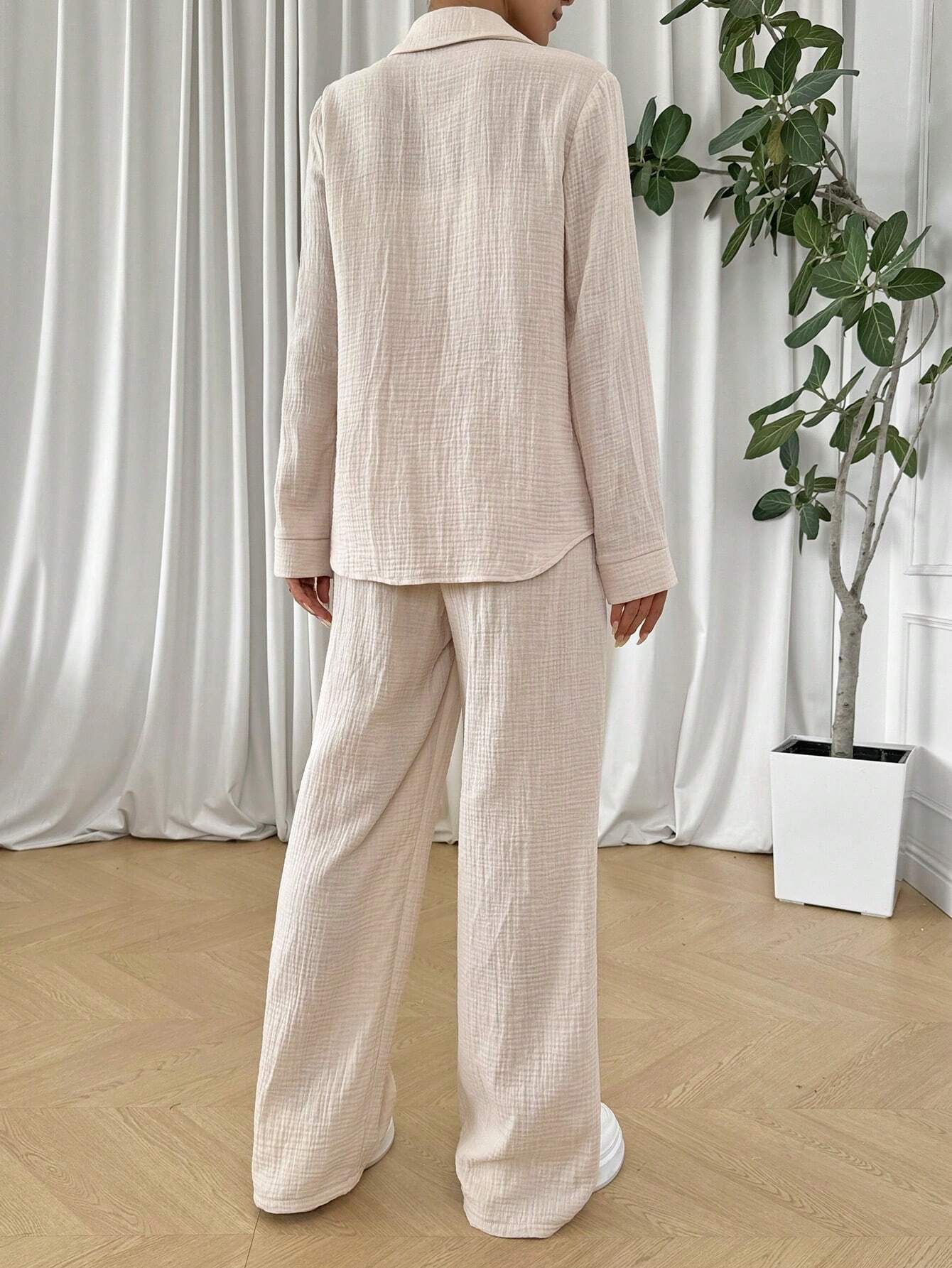 EZwear Women's Plain And Simple Daily Wear Shirt And Long Pants Two-Piece Set shein