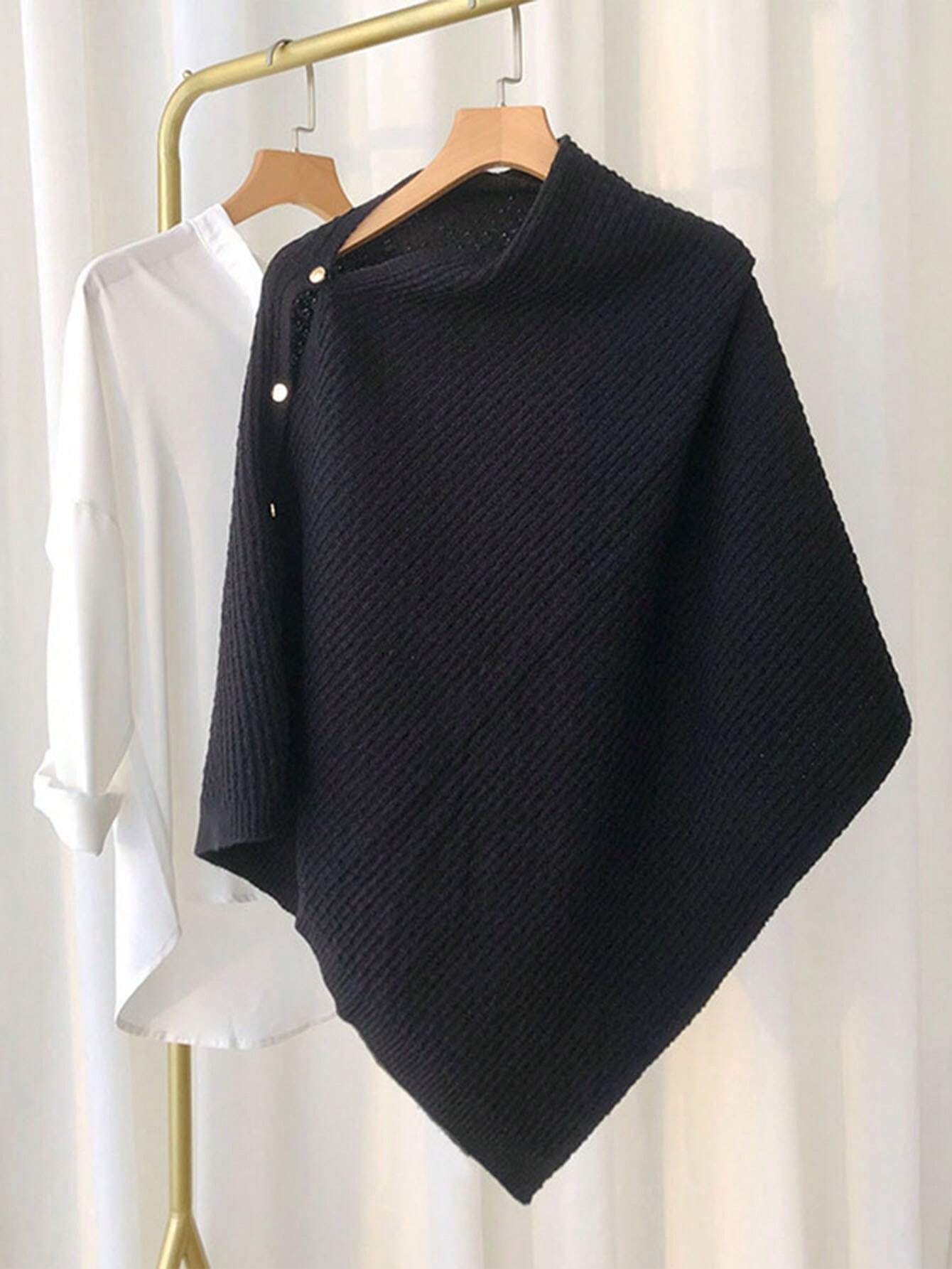 1pc Women's Knitted Versatile Warm Plain Poncho Cape Multifunctional Buttoned Plaid Scarf shein