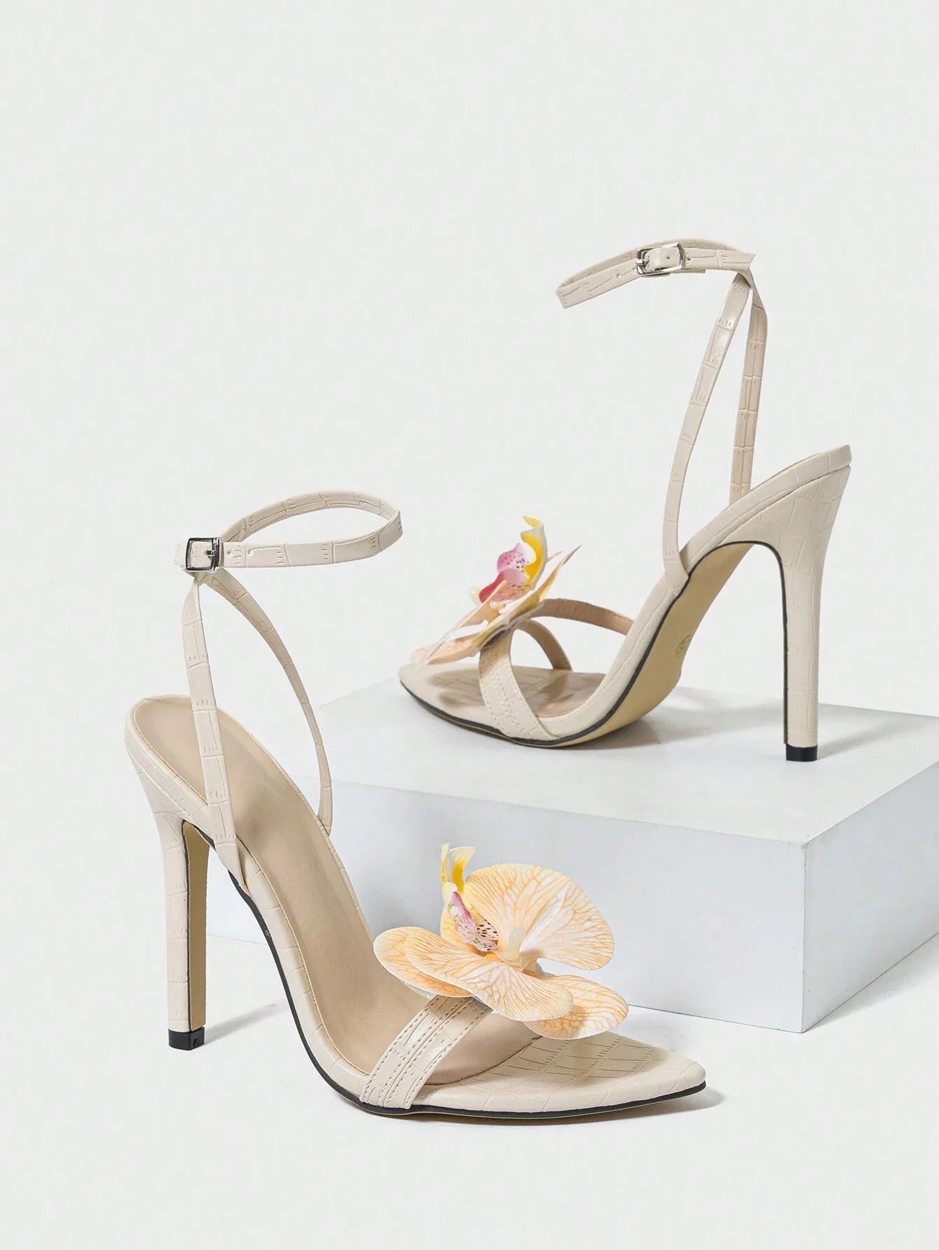 Women's High-Heel Sandals shein