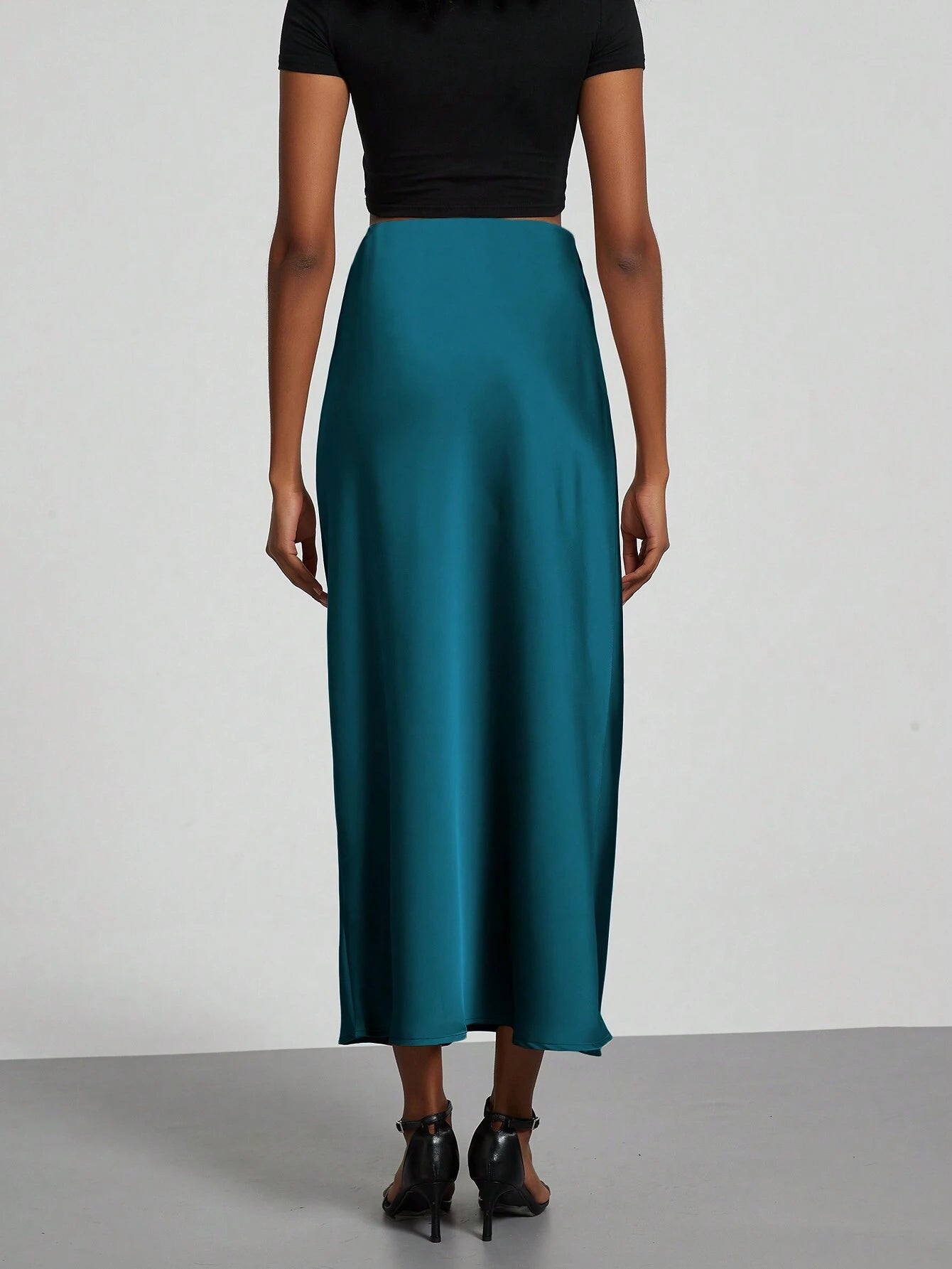 Women's Fashion Casual Stretch Silk Satin Texture Satin Skirt shein
