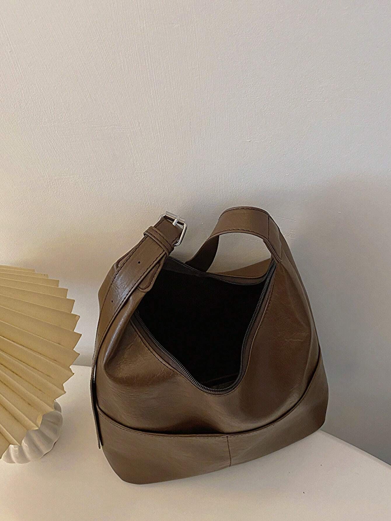 New Fashion All-Match Texture Solid Color PU Shoulder Bag shein