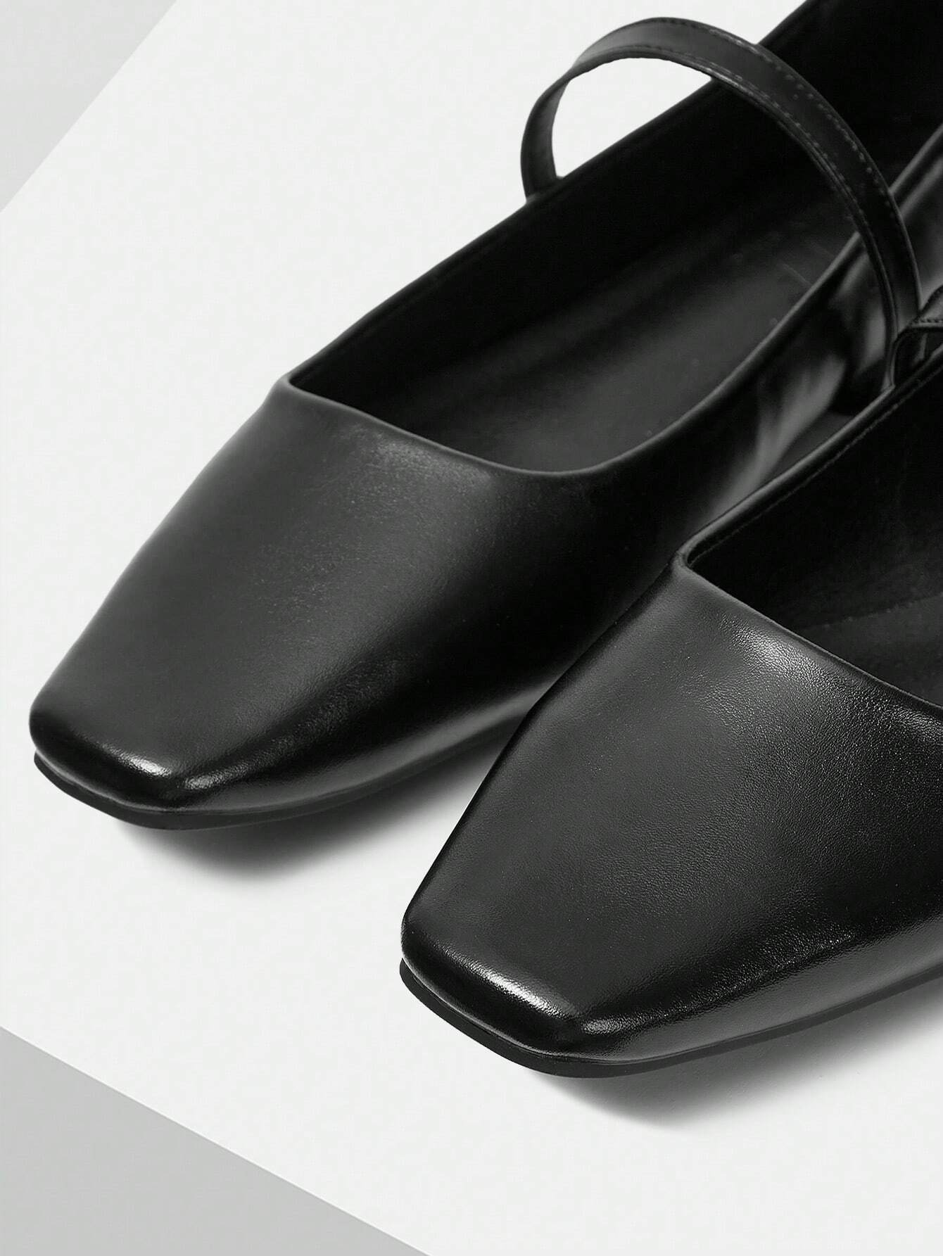 MOTF PREMIUM WOMEN COMFORTABLE SIMPLE AND VERSATILE FLAT SHOES shein