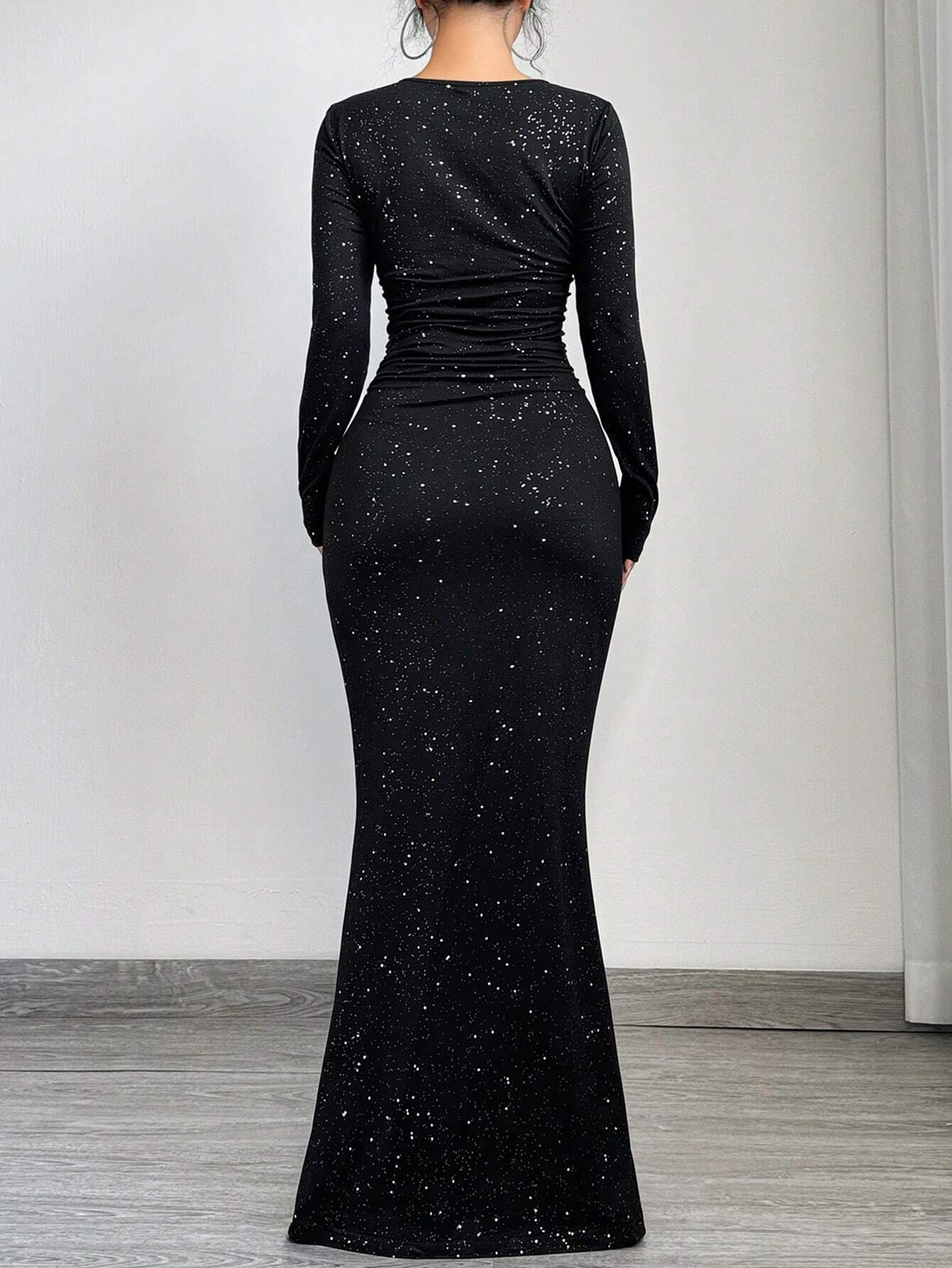 SXY Elegant And Glamorous Ruched Waist Fitted Black Glittery Square Neck Long Sleeve Dress shein