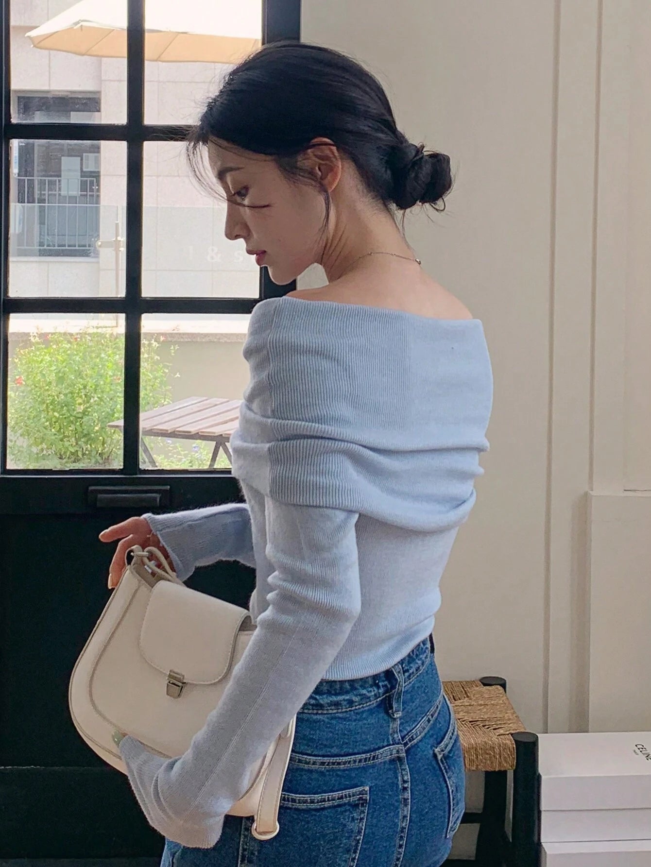 DAZY 1pc Women Off Shoulder Solid Fitted Mock Neck Sweater shein