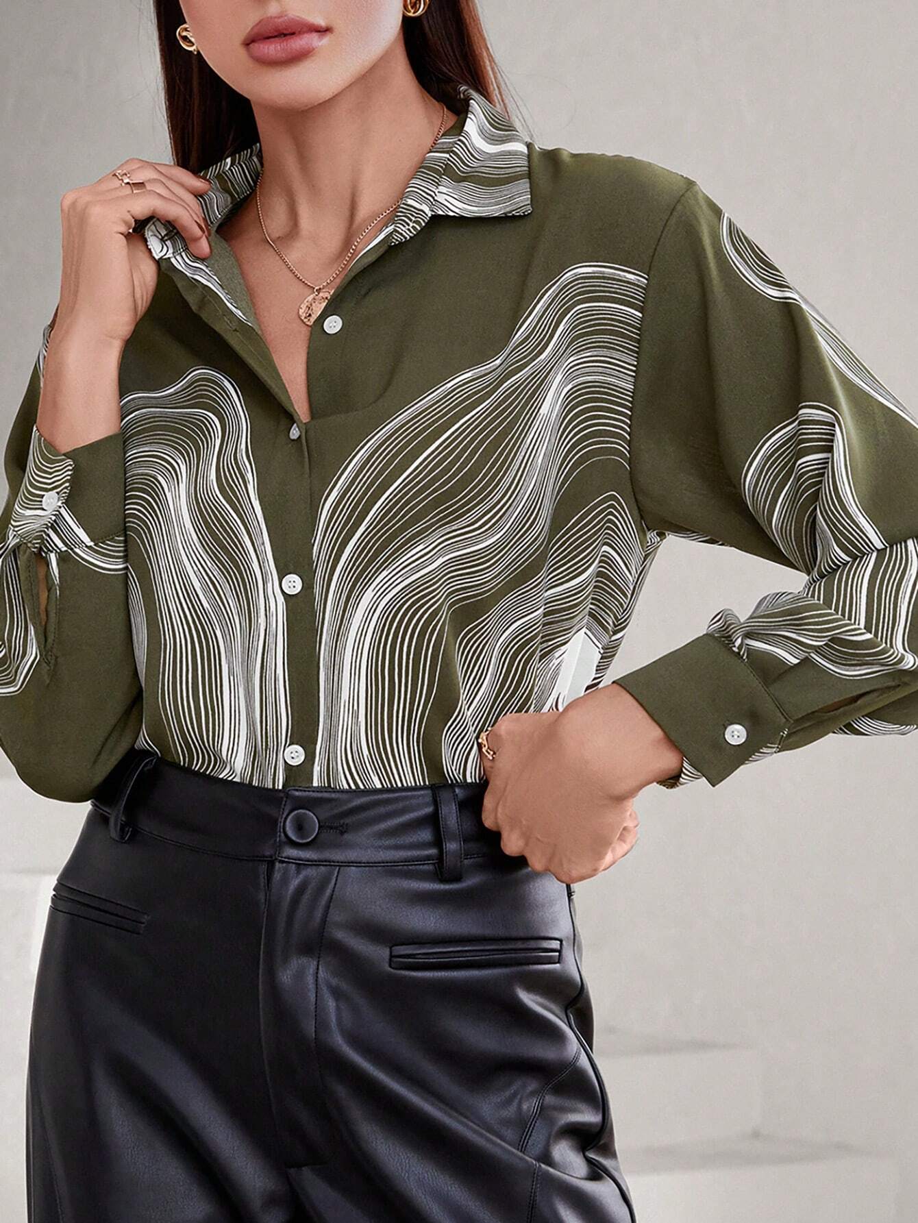 Privé Annual Ring Print Drop Shoulder Shirt shein