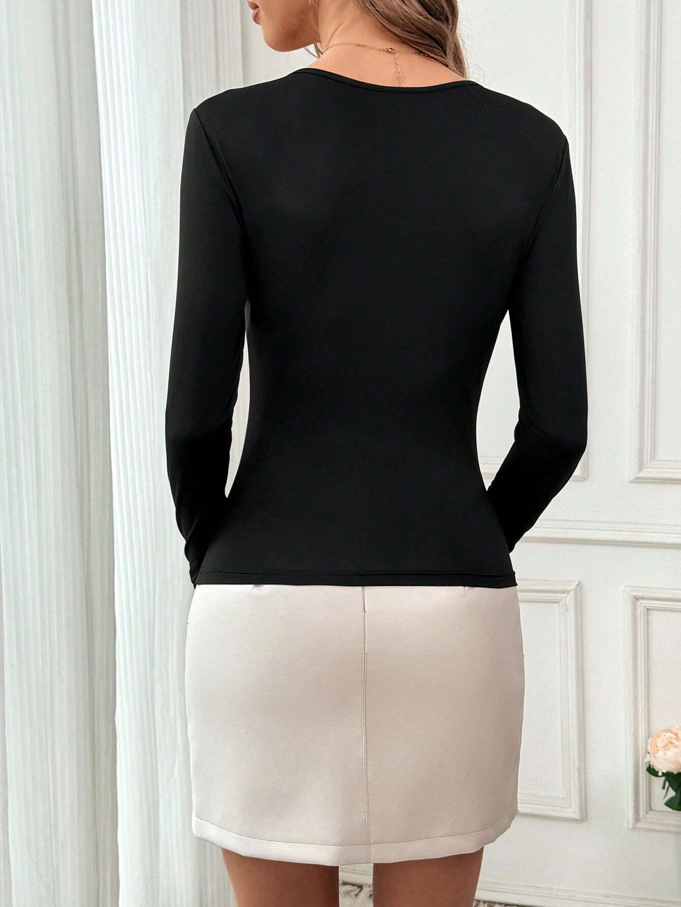 Privé Women's Round Neck Oversized Bow Decor Long Sleeve Fitted Elegant Gentle Sweet T-Shirt shein