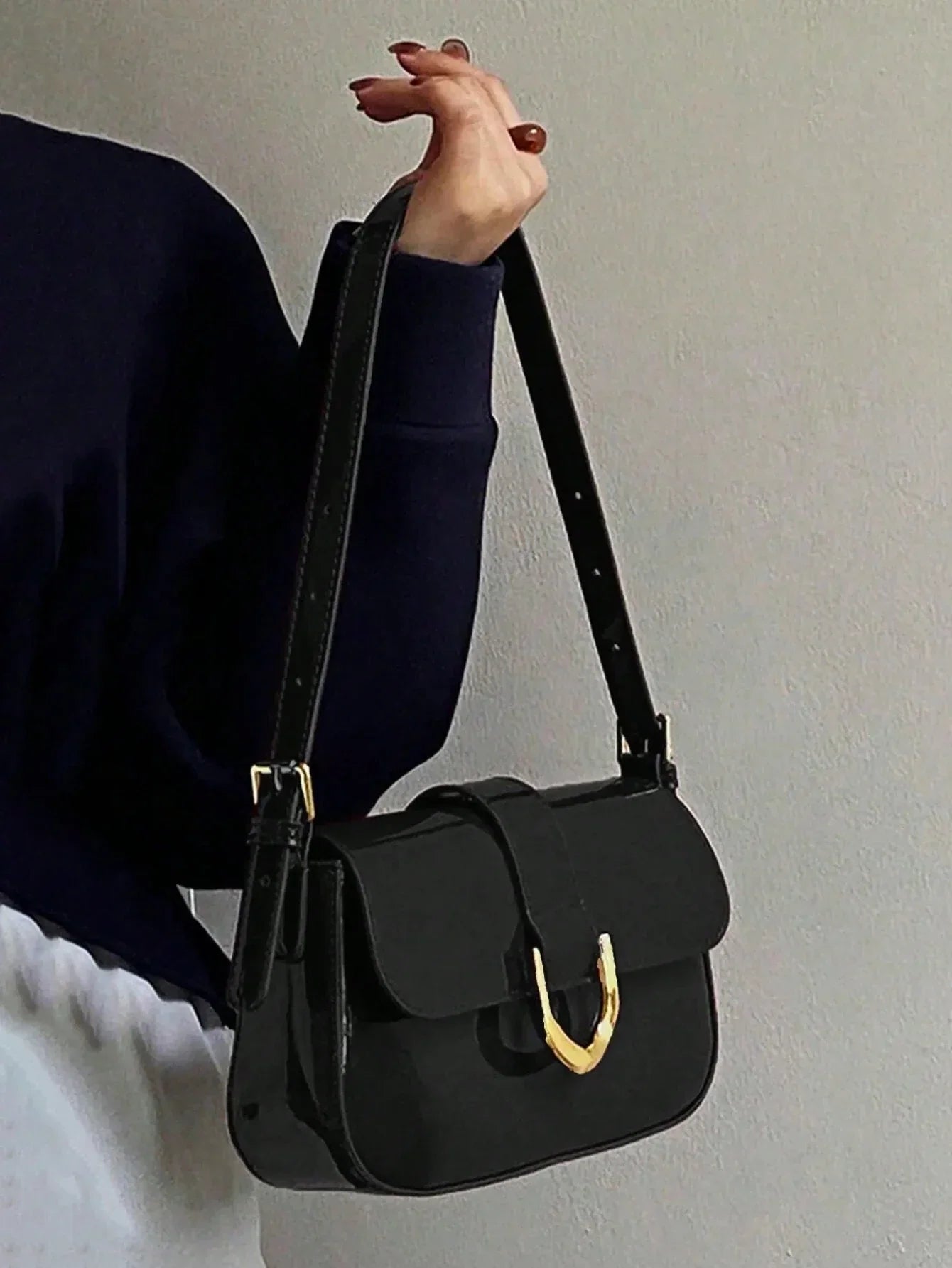 Fashion PU Leather Shoulder Bag shein