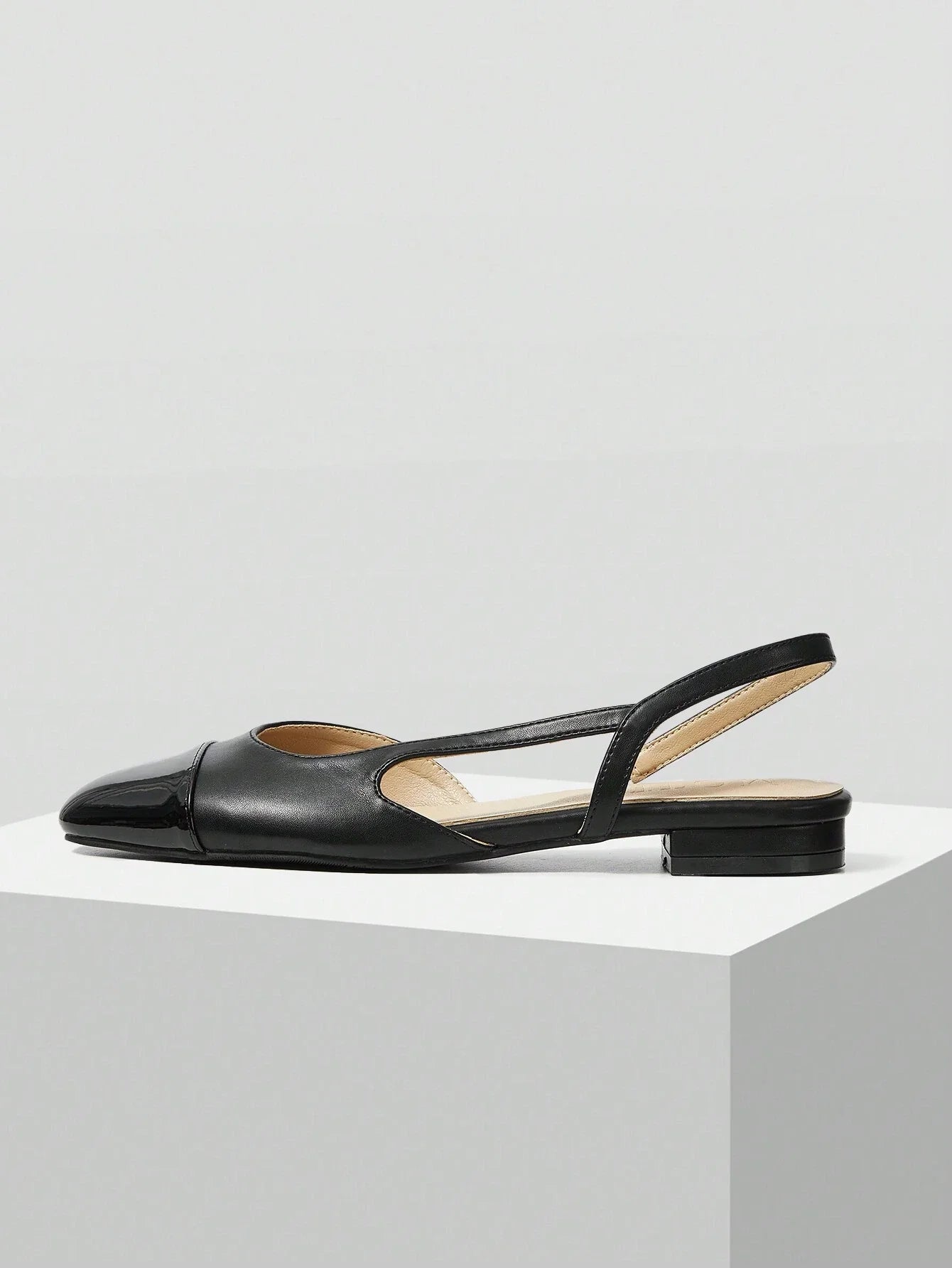 MOTF PREMIUM WOMEN'S COMFORT CONTRAST PANEL FLAT shein