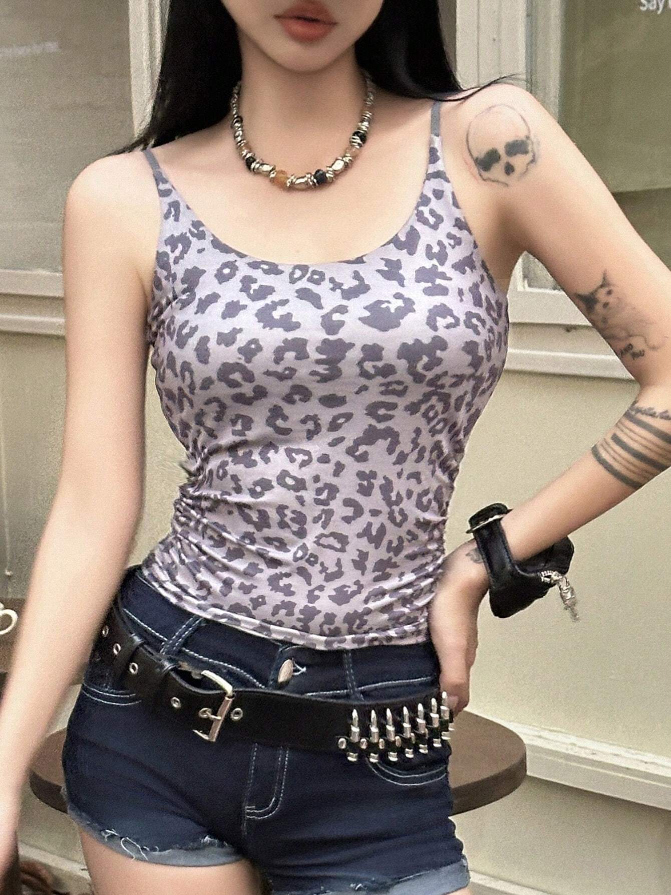 DAZY Women Solid Color Ruched Slim Fit Camisole Top shein