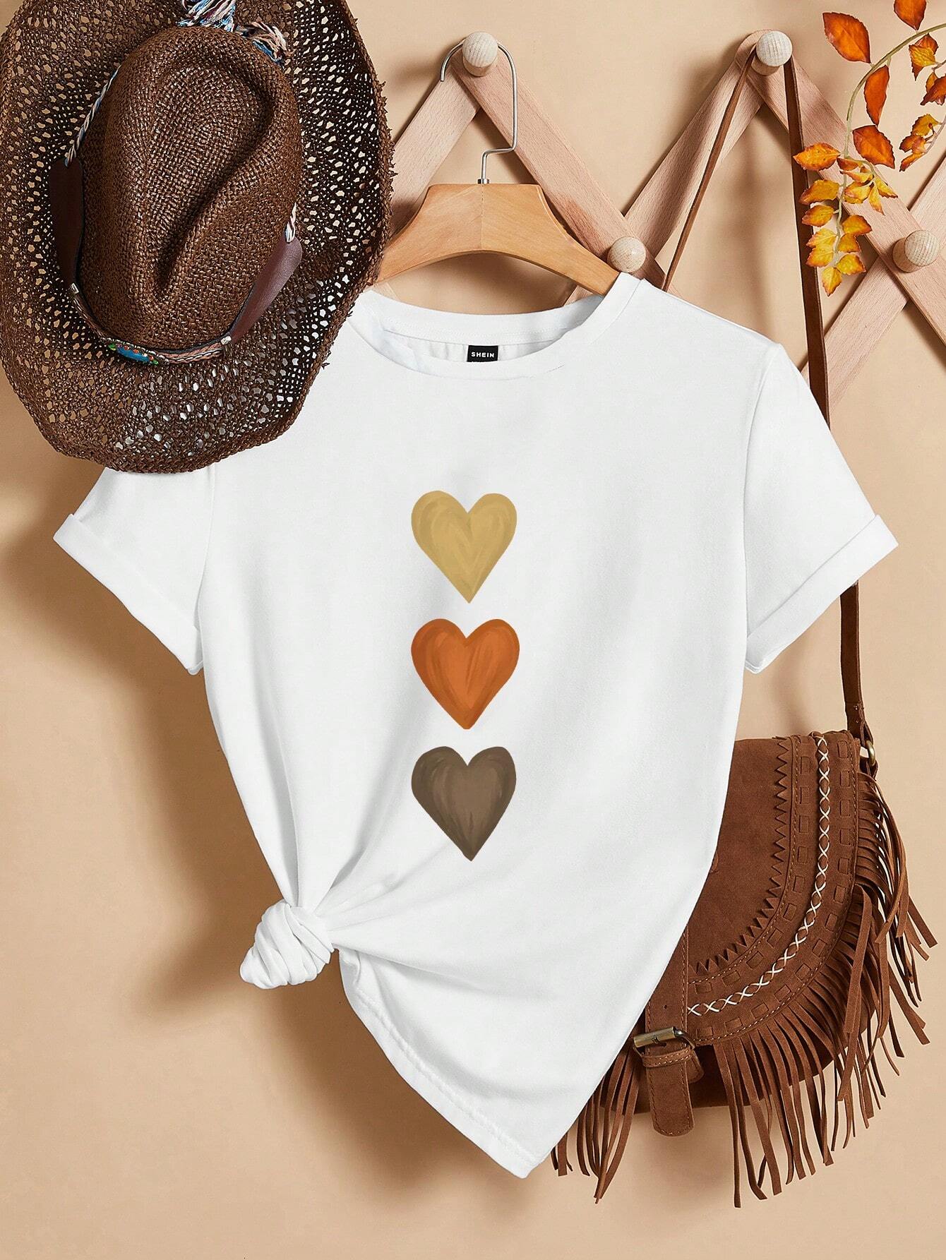 EMERY ROSE Casual Heart-Shaped Patterned Round Neck Women's Short Sleeve T-Shirt shein