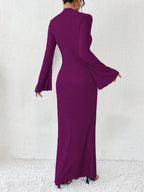 Rafferiza Solid Color Long Bell Sleeve Women's Dress shein